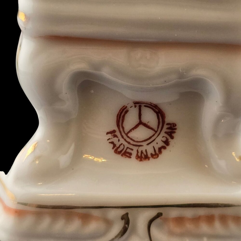 Vintage Porcelain Figurine Victorian Lady In Chair With Tea Cup Feet Up  Japan - Picture 7 of 11